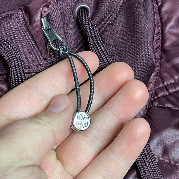 BKE Sport Woman's Shiny Metallic Plum Zip Up Hooded Jacket Size XL - Picture 3 of 7